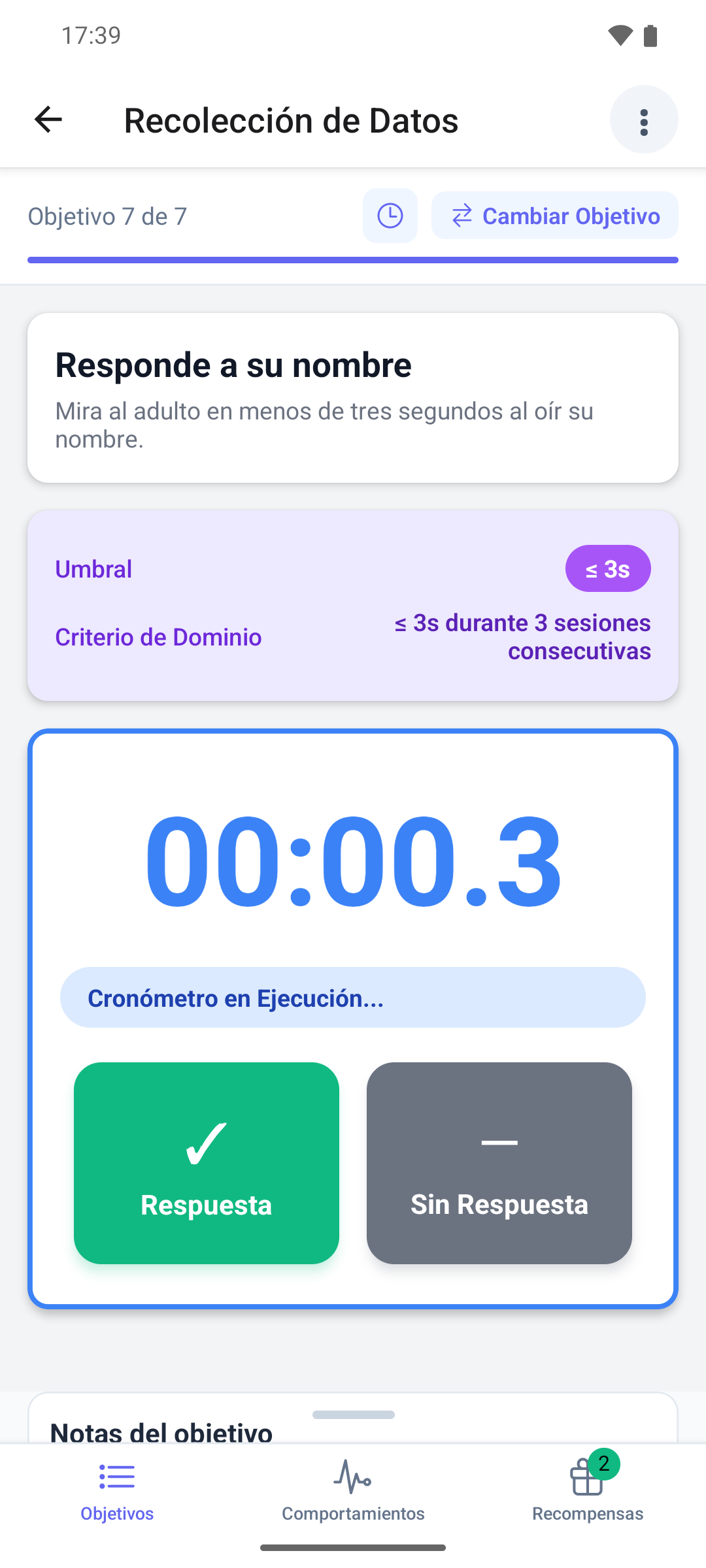 Un objetivo de latencia en la aplicación móvil con el umbral, el cronómetro y los botones Respuesta y Sin Respuesta