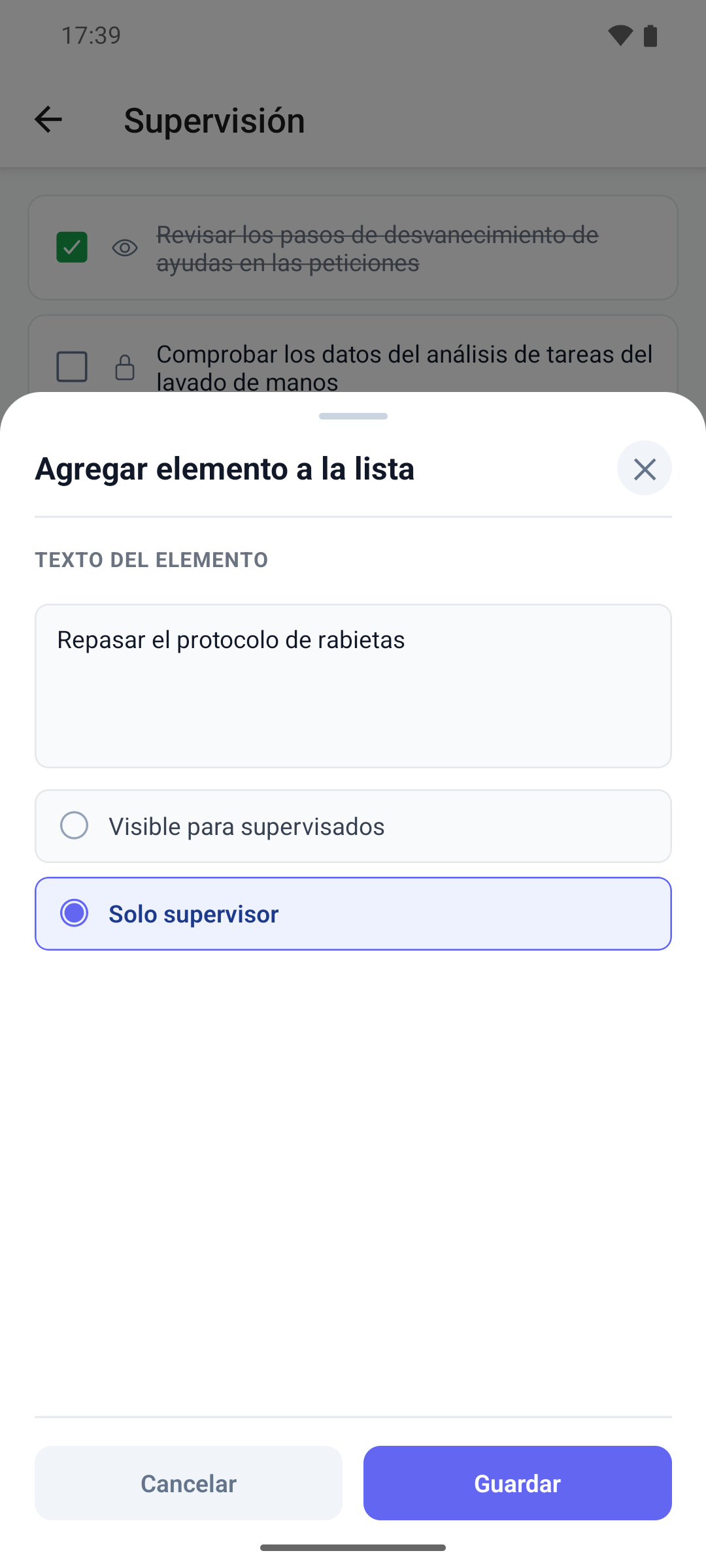 La ventana Agregar elemento a la lista en la aplicación móvil con el texto del elemento y las opciones Visible para supervisados y Solo supervisor