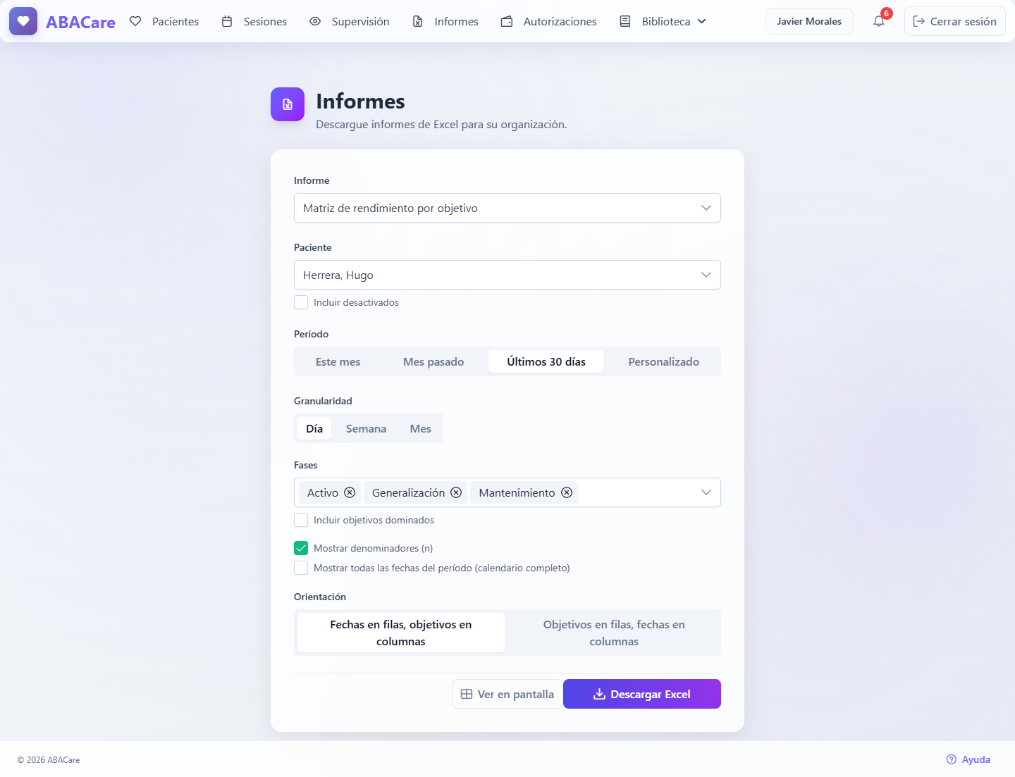 La página Informes con Matriz de rendimiento por objetivo elegida, un paciente, el período y las opciones de la matriz, y los botones Ver en pantalla y Descargar Excel