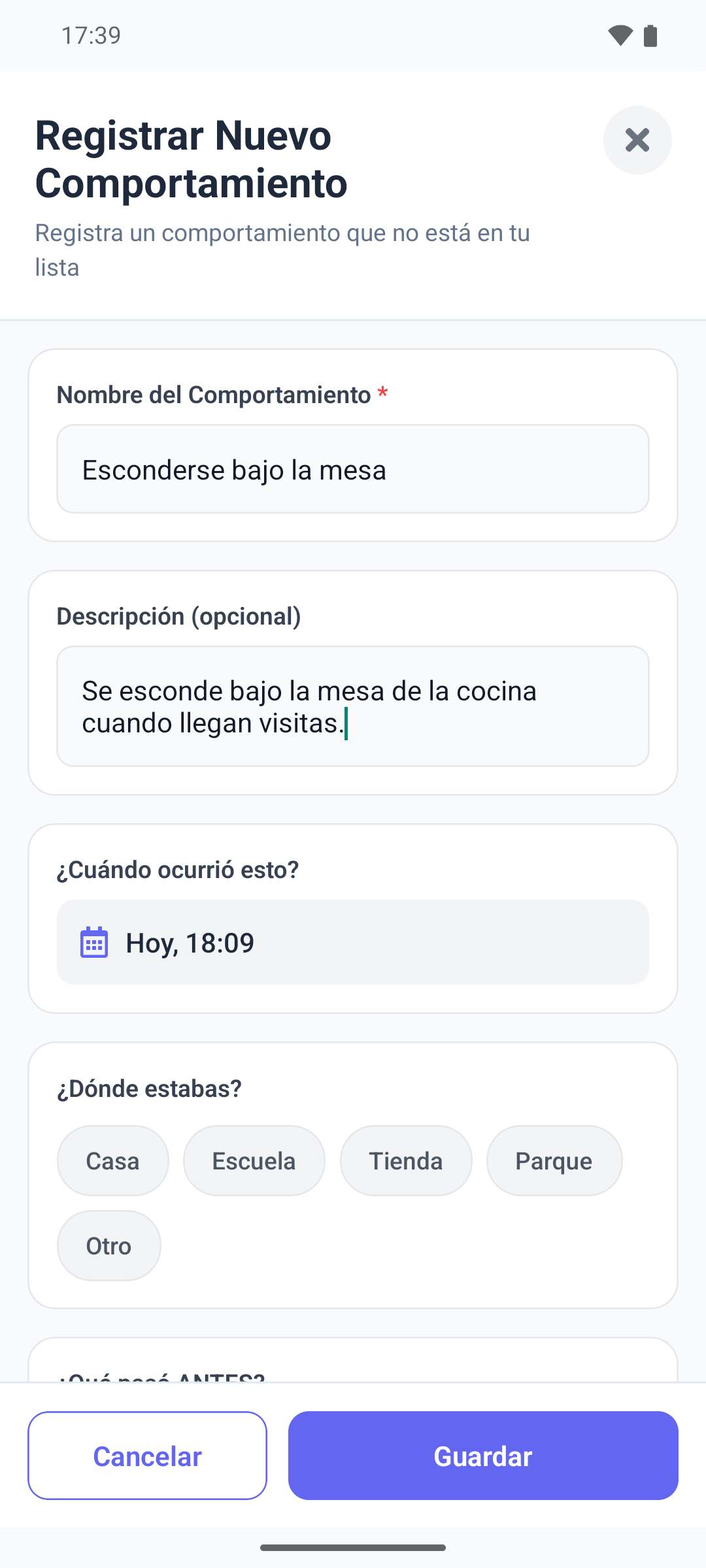 La ventana Registrar Nuevo Comportamiento de la aplicación móvil con el nombre y la descripción del comportamiento completados y las preguntas debajo