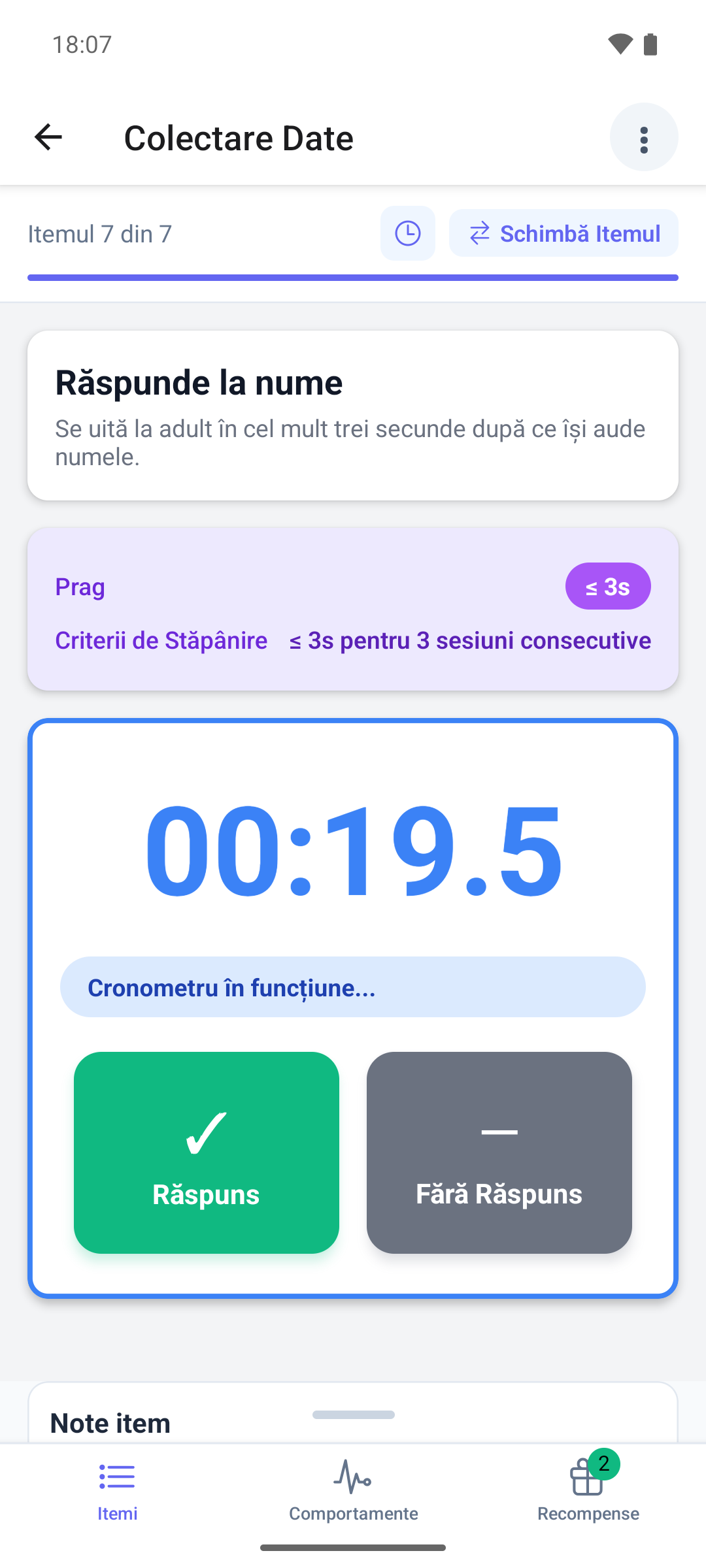 Un item de latență în aplicația mobilă, cu pragul, cronometrul și butoanele Răspuns și Fără Răspuns